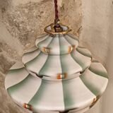 Suspension en pate de verre