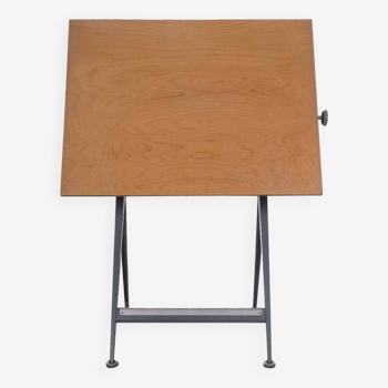 Drafting table Reply – F. Kramer en Wim Rietveld – Ahrend de Cirkel