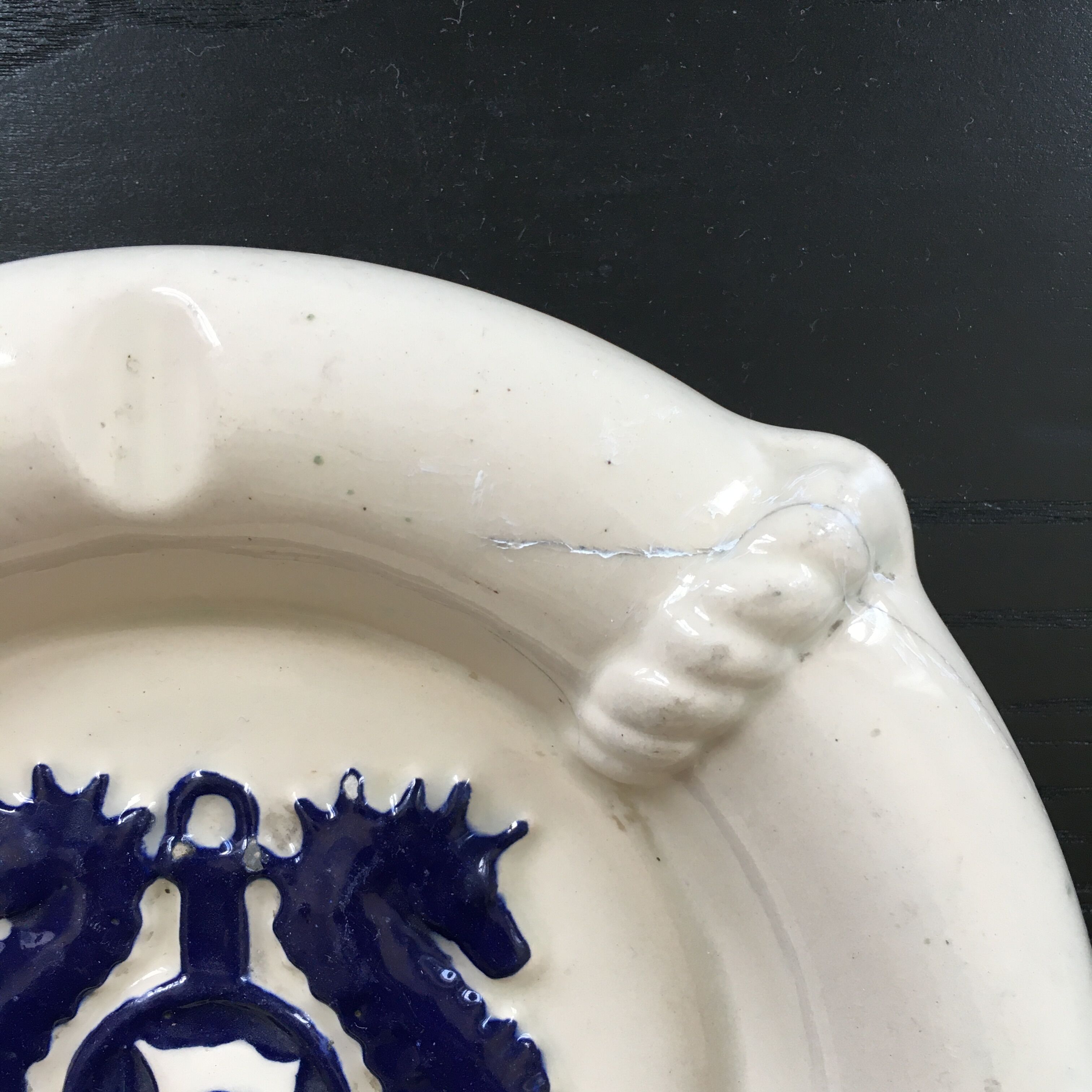 Empty pocket ashtray seahorses