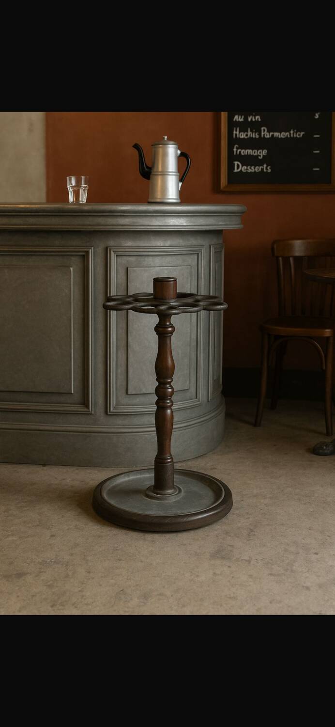 Important period walking stick and umbrella stand from the 1900s