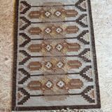 Scandinavian hand woven rolakan rug by Ingegerd Silow, Sweden