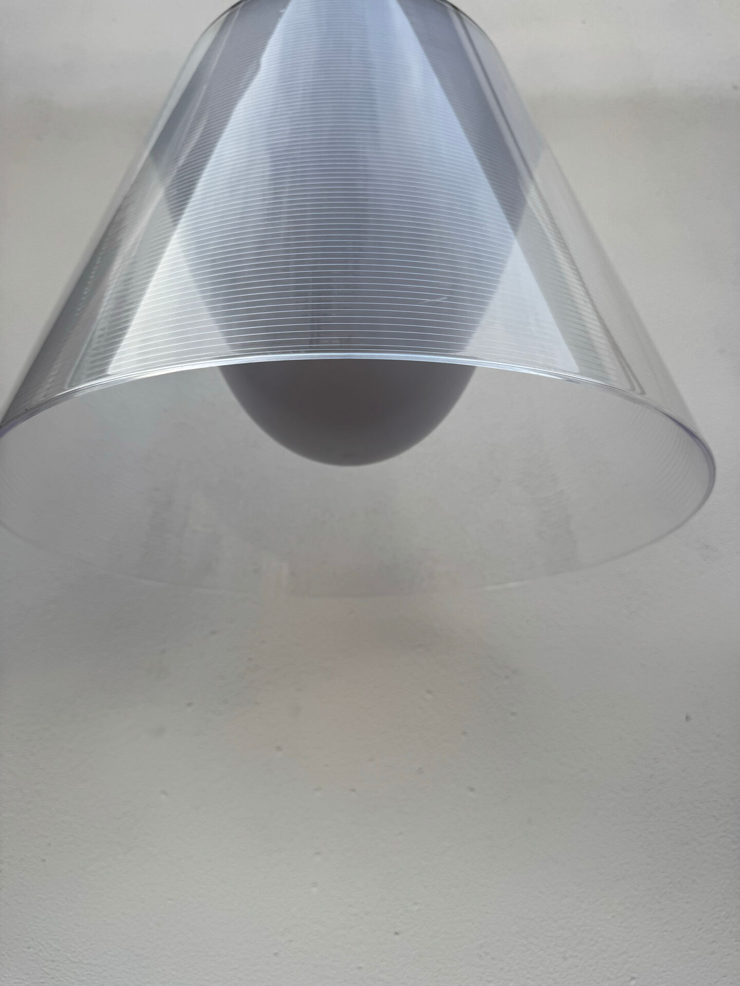 Suspension flos philippe starck 2000s