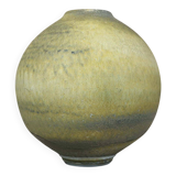 Round ceramic vase