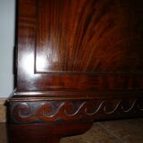 English mahogany library