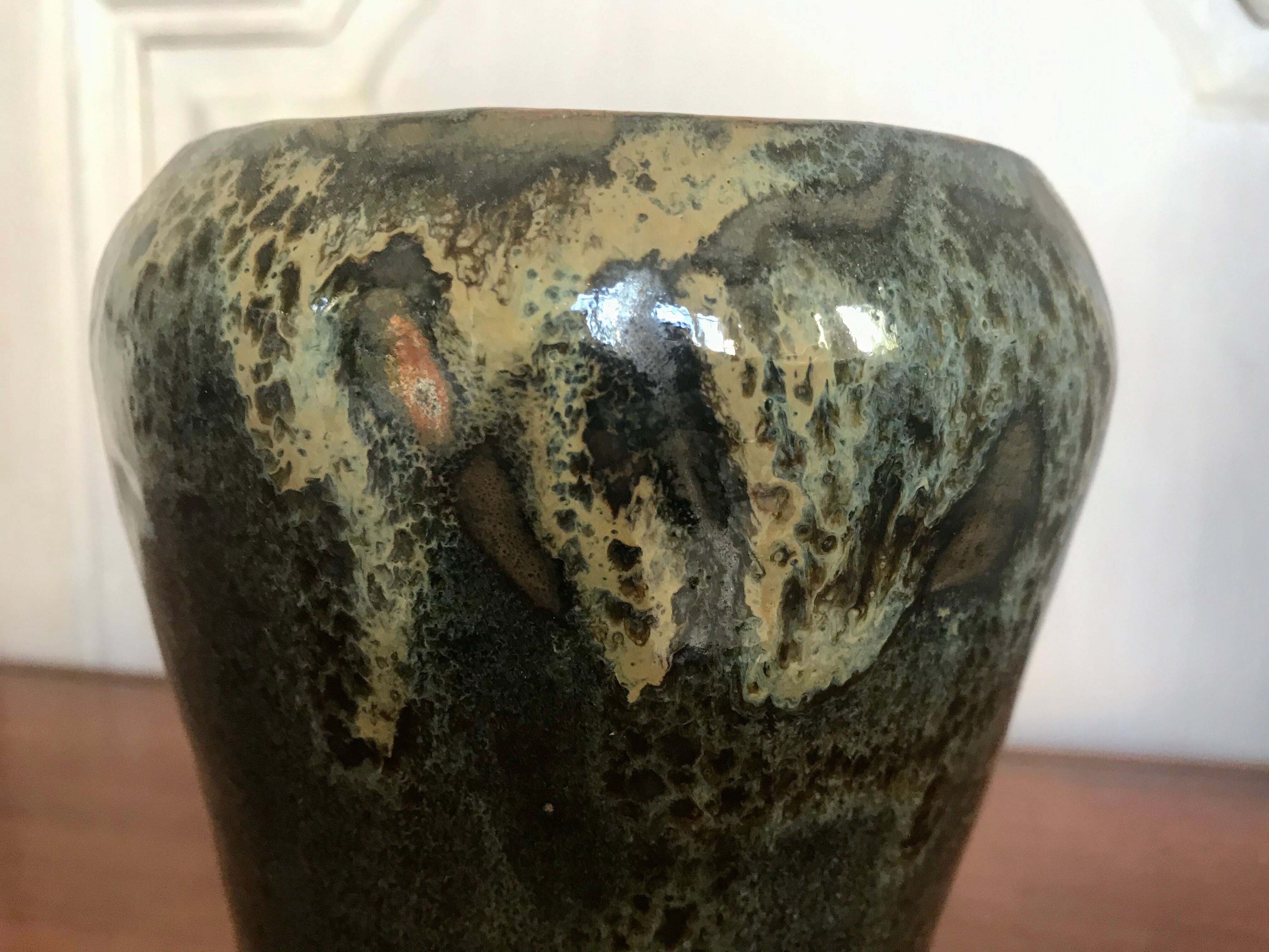 Ceramic vase