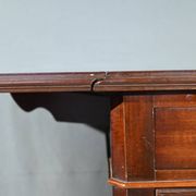 Petite table à volets en acajou, maison lemarchand, a. lemoine – milieu xixe