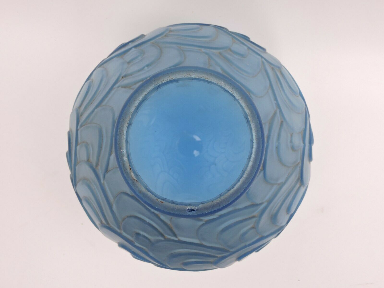 Large vase art deco scaly pattern by Sars France