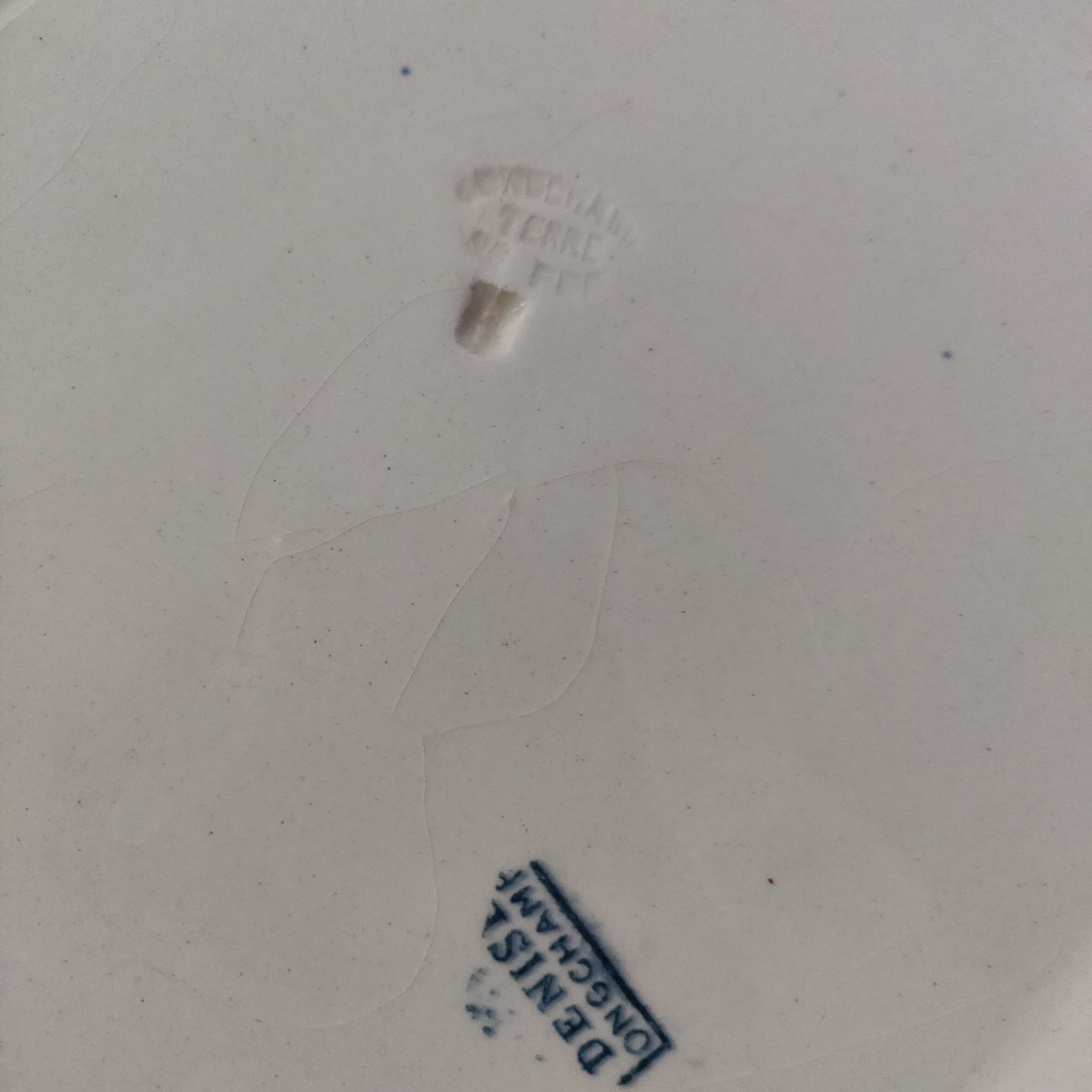 Longchamp Flat Plates "Denise" in Iron Land