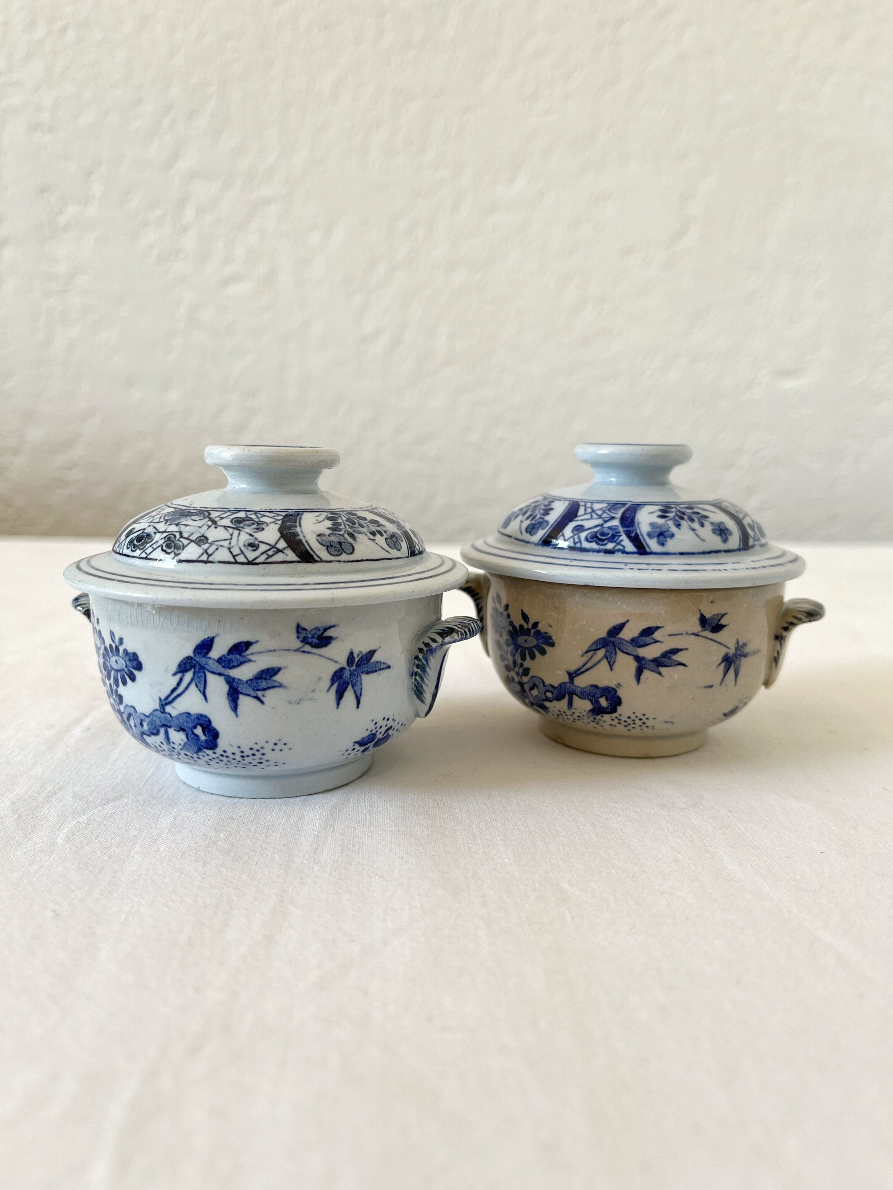 Two fine earthenware cream pots, Japanese service, Creil and Montereau, 19th century