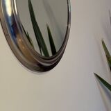 Miroir rond en métal , Italie années 1970