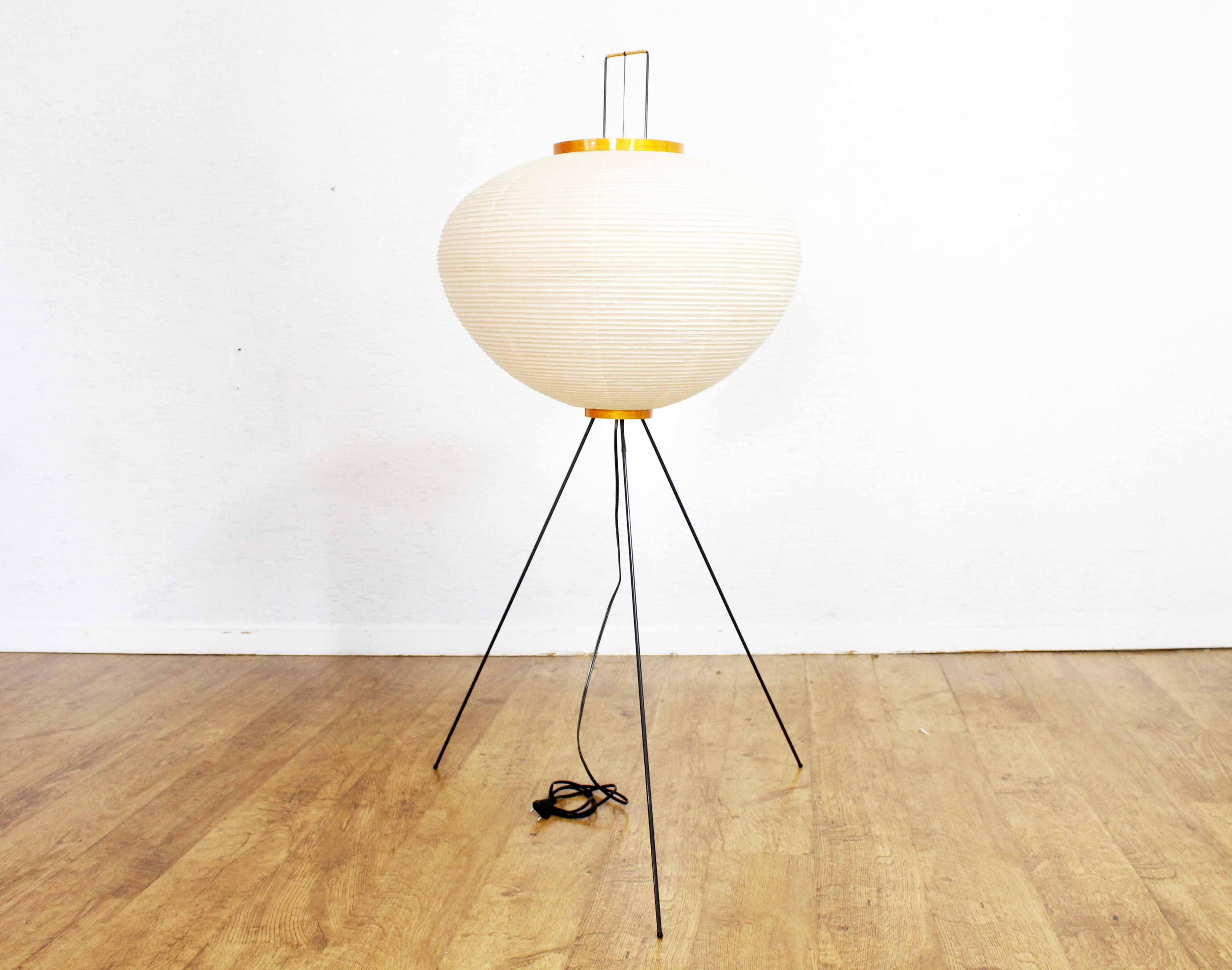 Lampadaire AKARI d'Isamu Noguchi