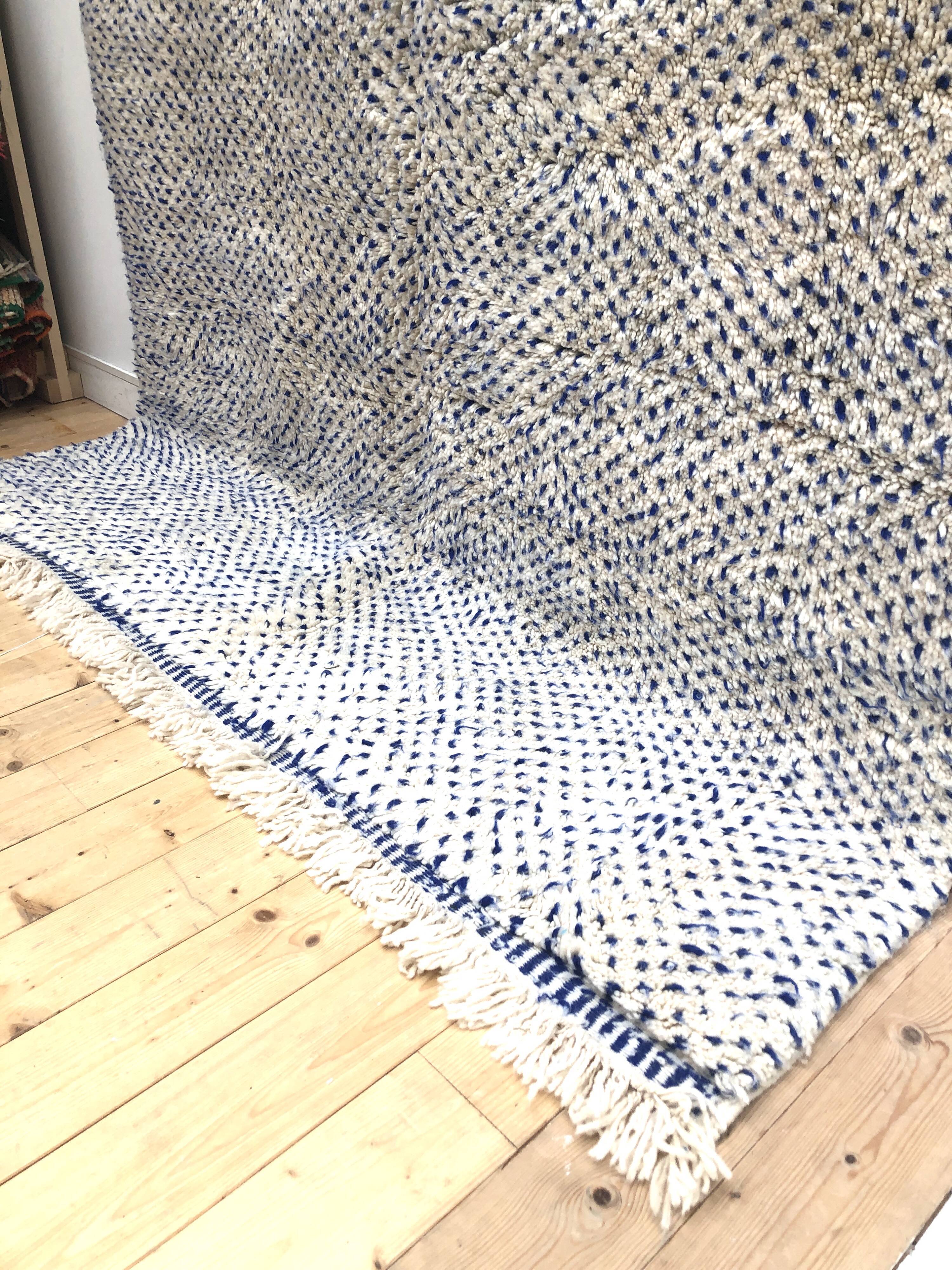 Moroccan Berber carpet Beni Ouarain speckled majorelle blue 3,01x2m