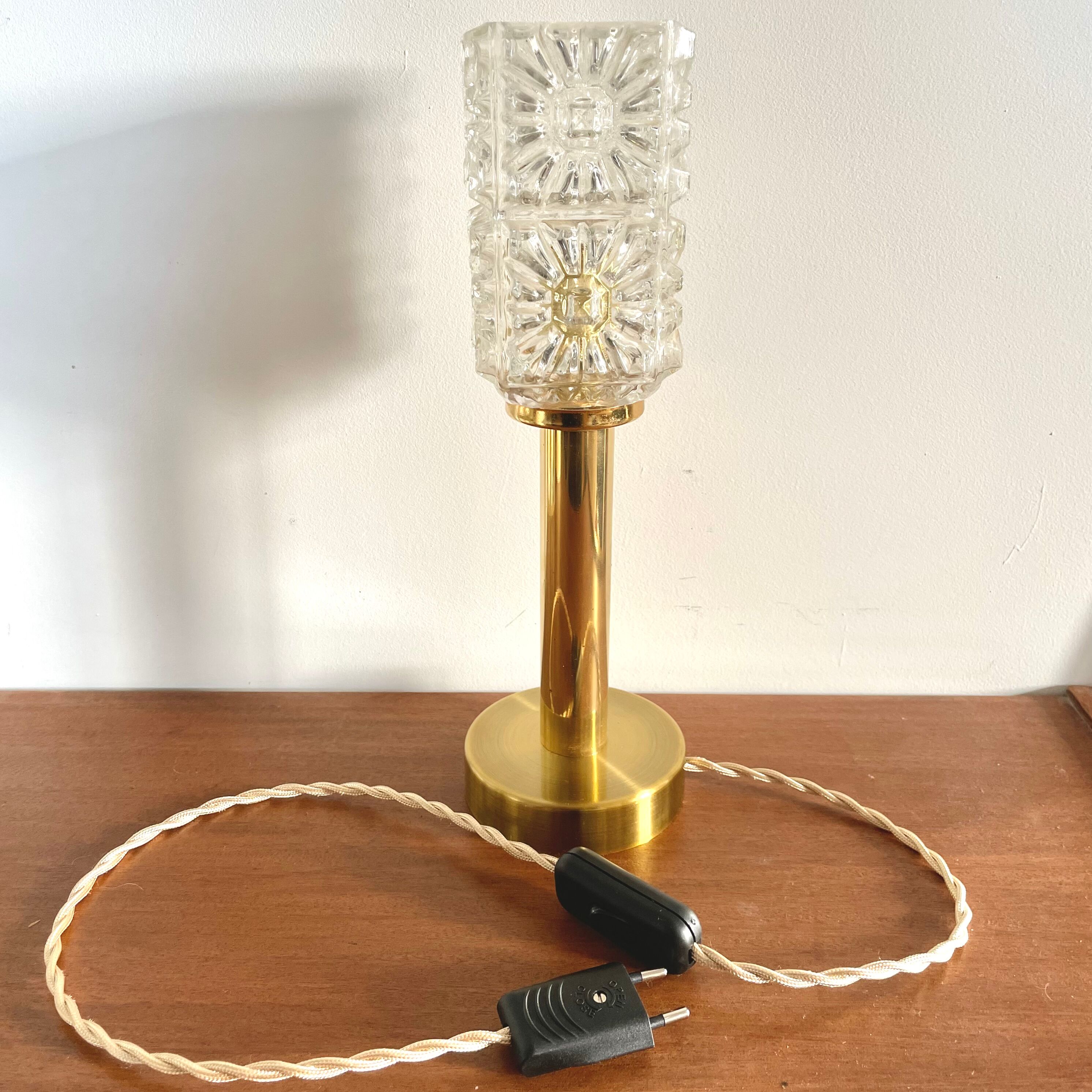 Table lamp rectangle