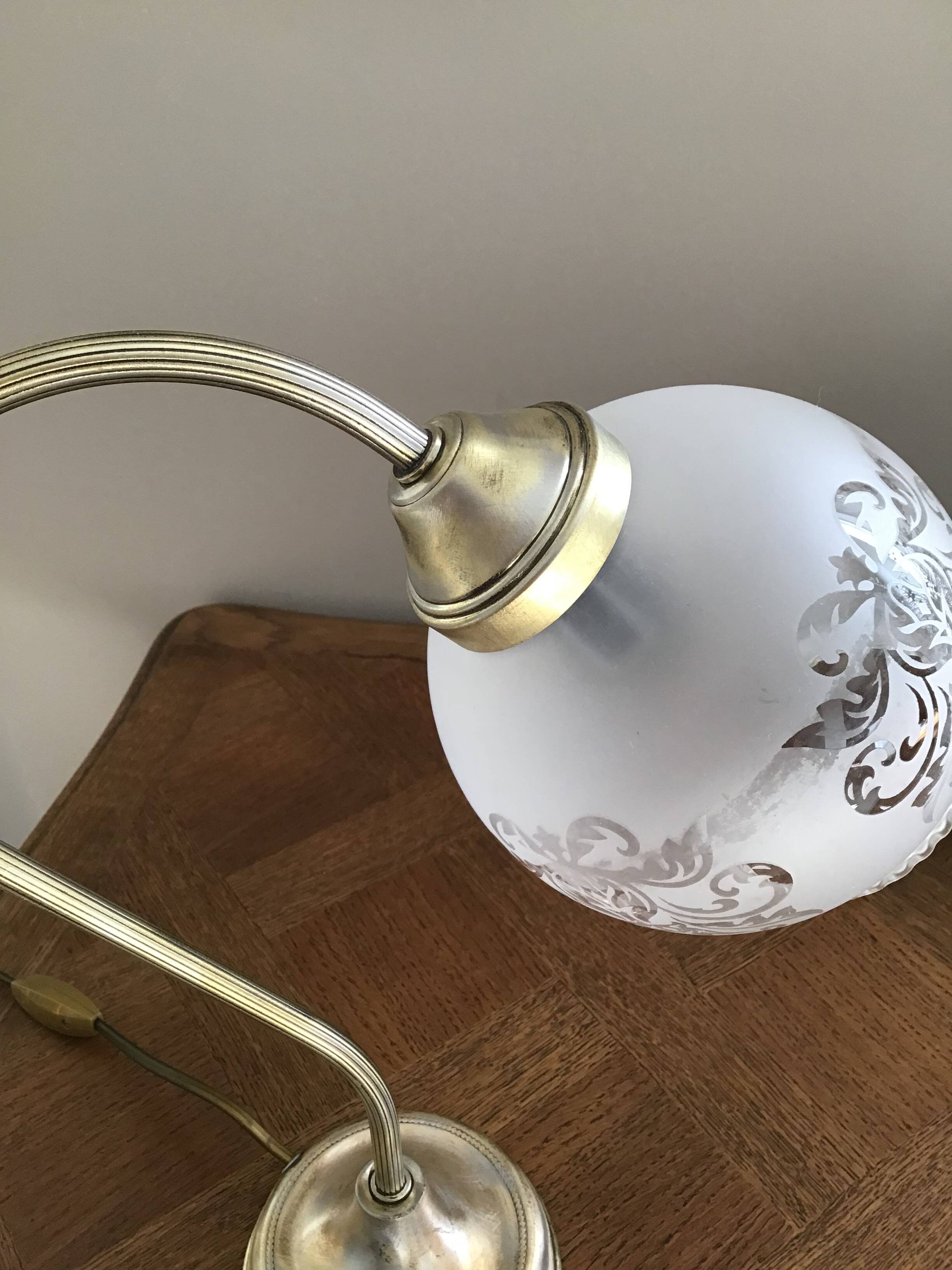 Swan neck lamp