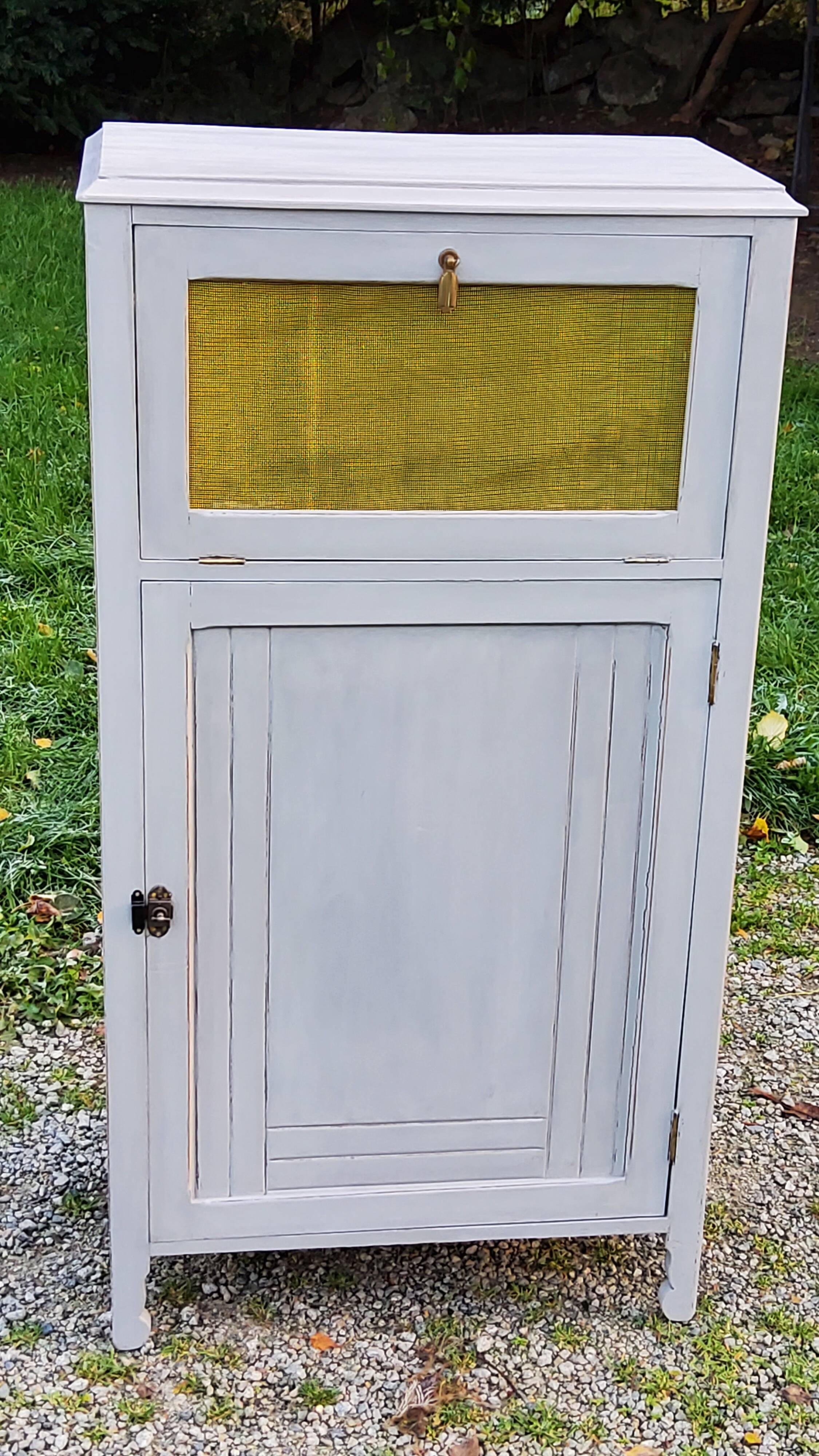 Parisian sideboard pantry from the 1920s with gray patina