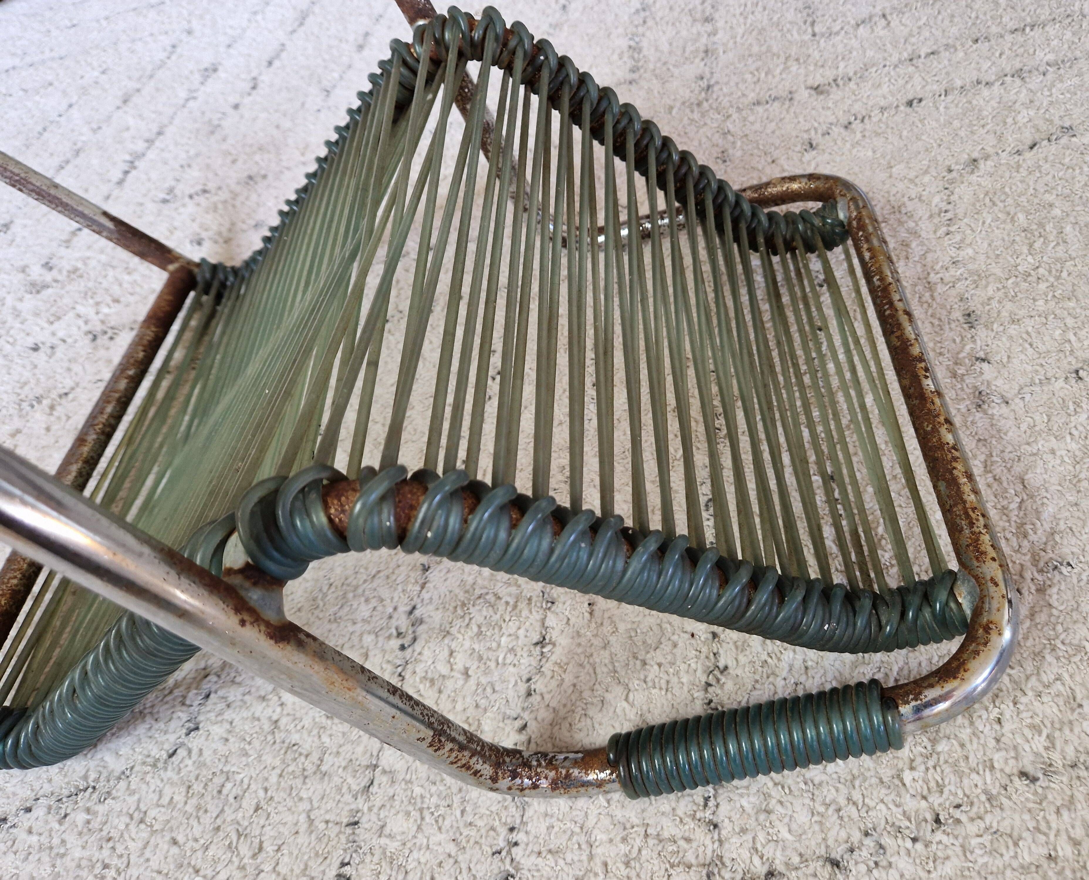 Chaise enfant scoubidou métal vintage 1970