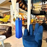 Design swivel chair Hand 'Hi-Five'