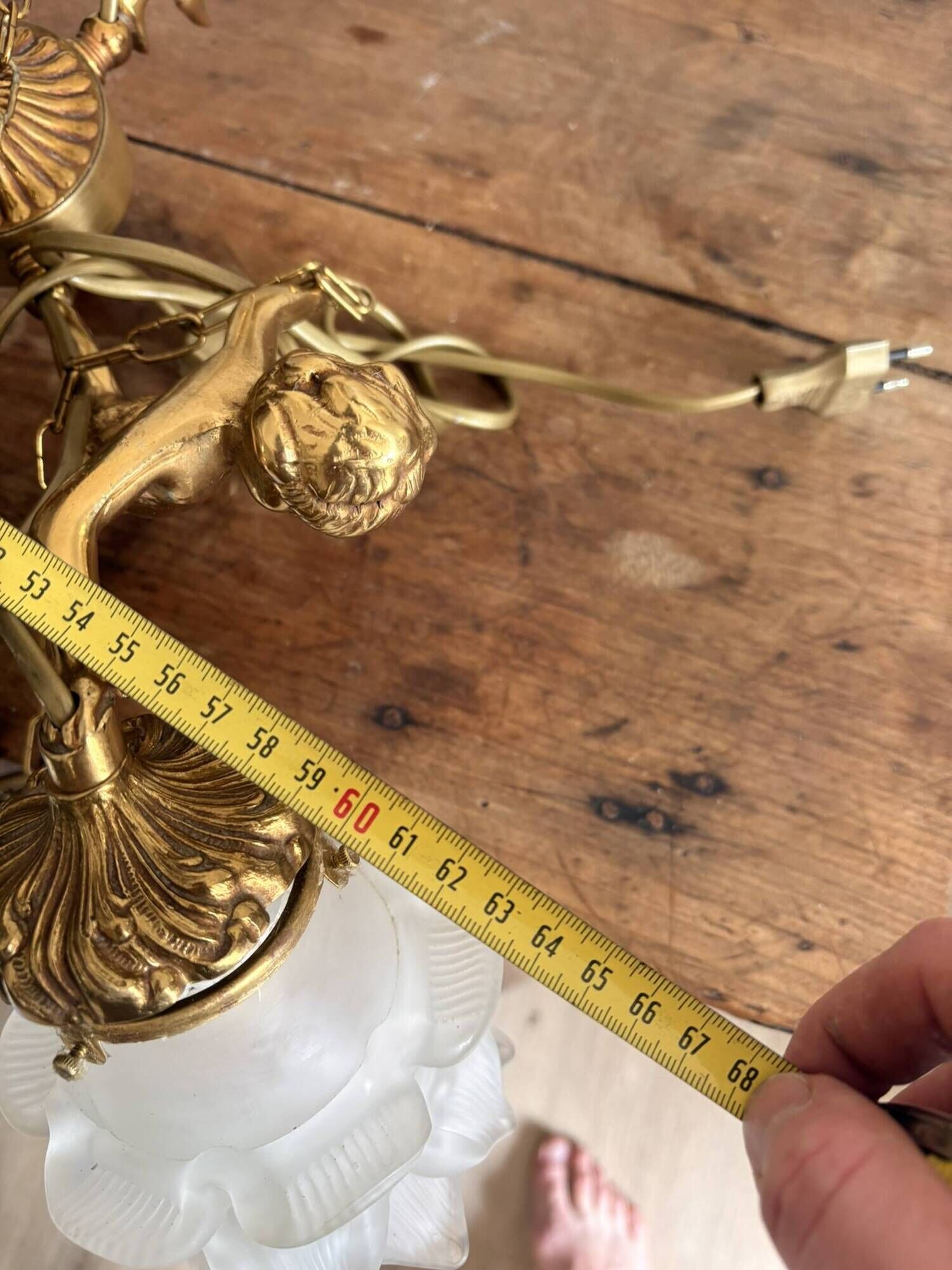 Golden bronze lustre with musical cherubs in vintage Louis XV style - lighting