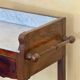 Bureau coiffeuse en bois et marbre