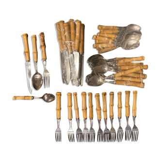 Stainless & bamboo cutlery service