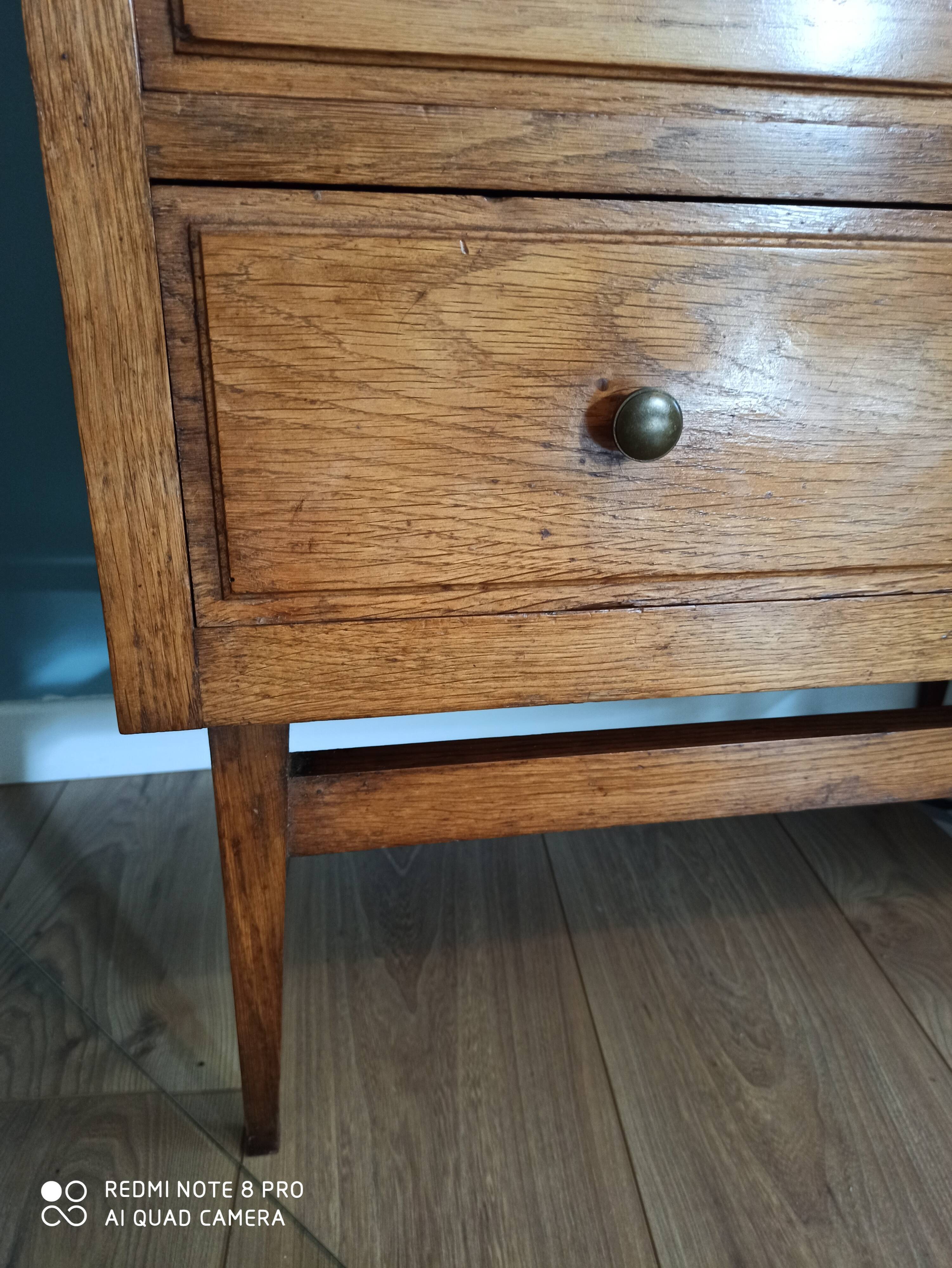 Vintage chest of drawers