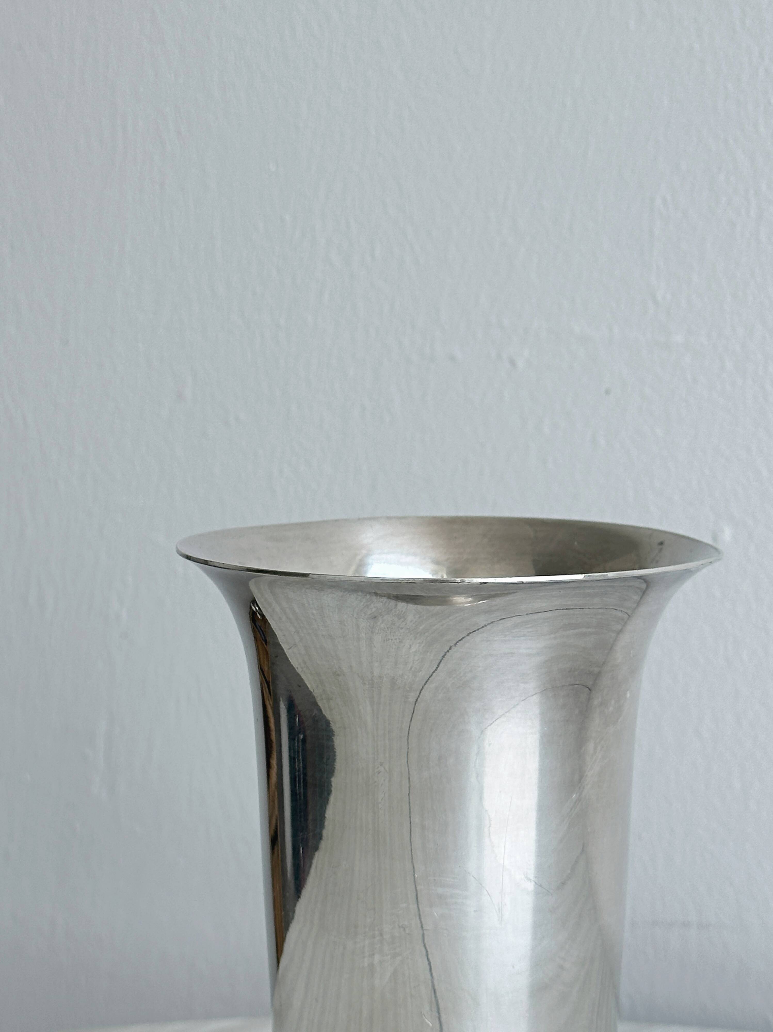 Silver-plated tulip vase