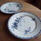 2 assiettes plates terre de fer