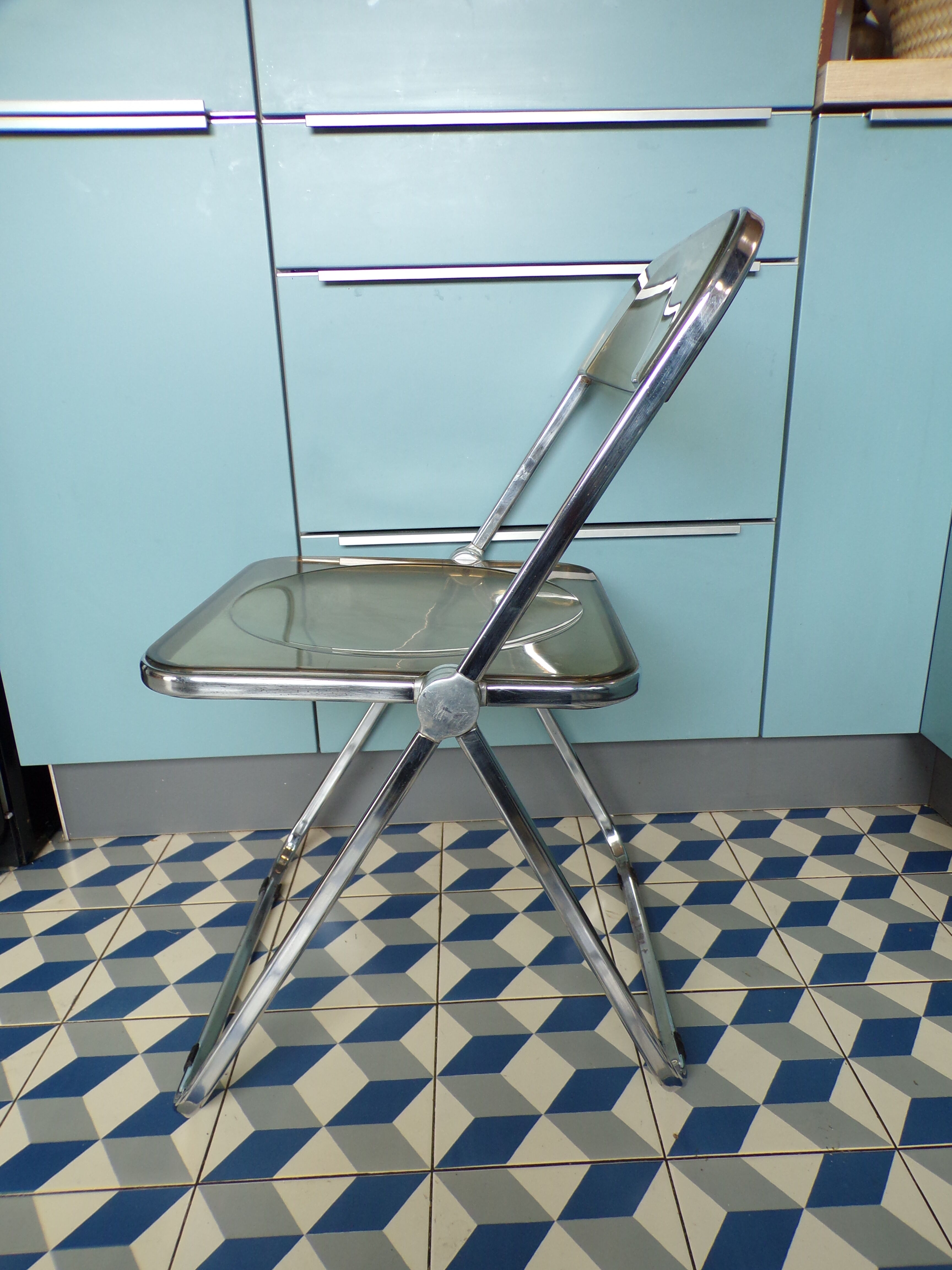 Folded chair by Giancarlo Piretti