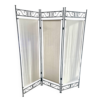 Wrought iron screen with 3 panels – very good condition