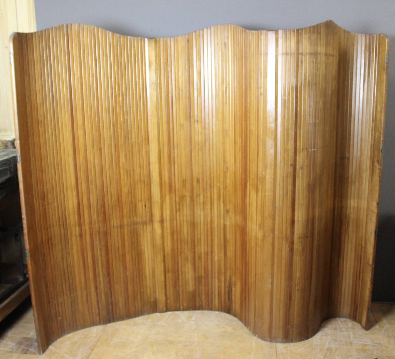 Baumann screen in wooden slats from around 1950.