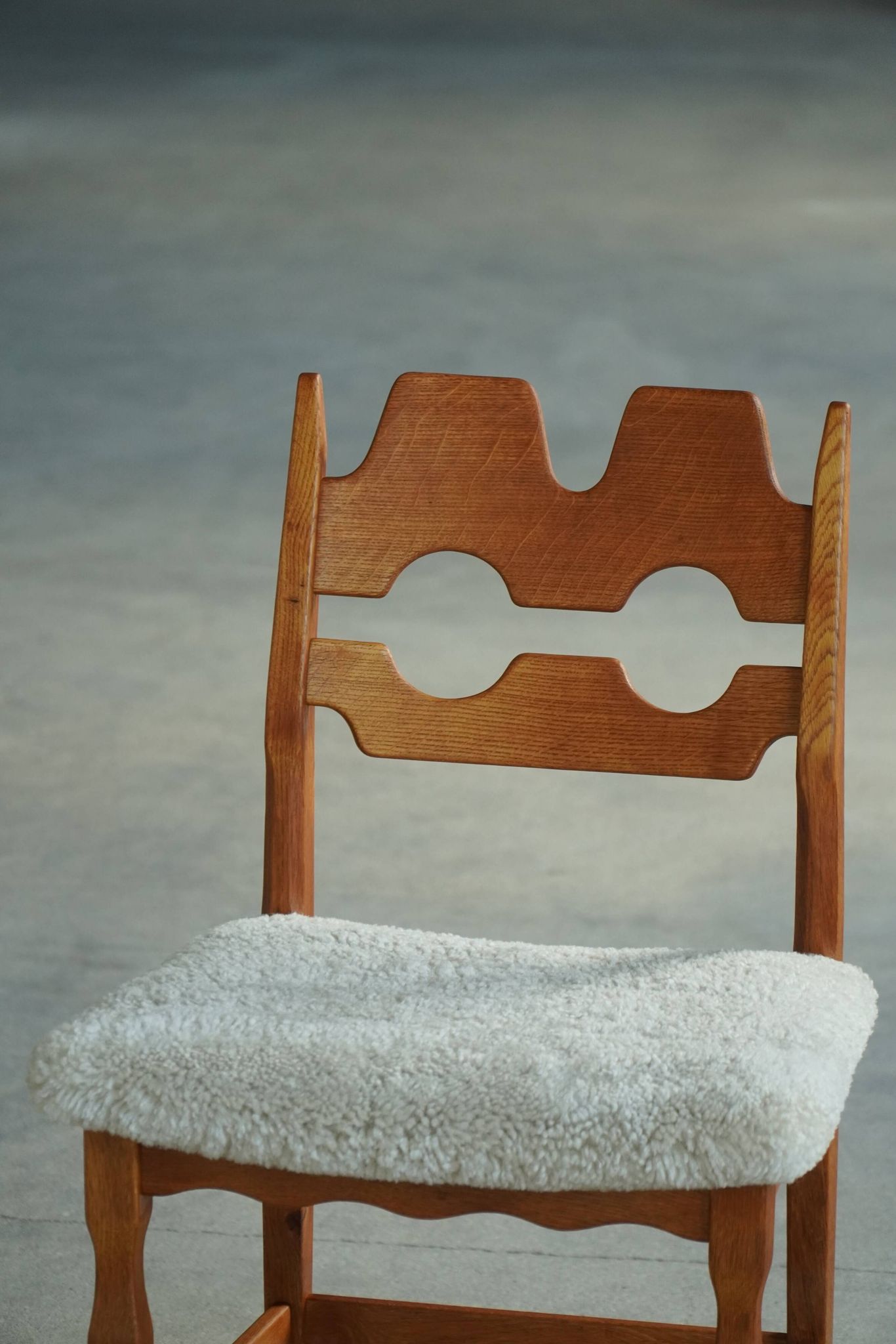 Set of 6 "Razorblade" chairs by Henning Kjærnulf in Oak and Lambswool, 1960s