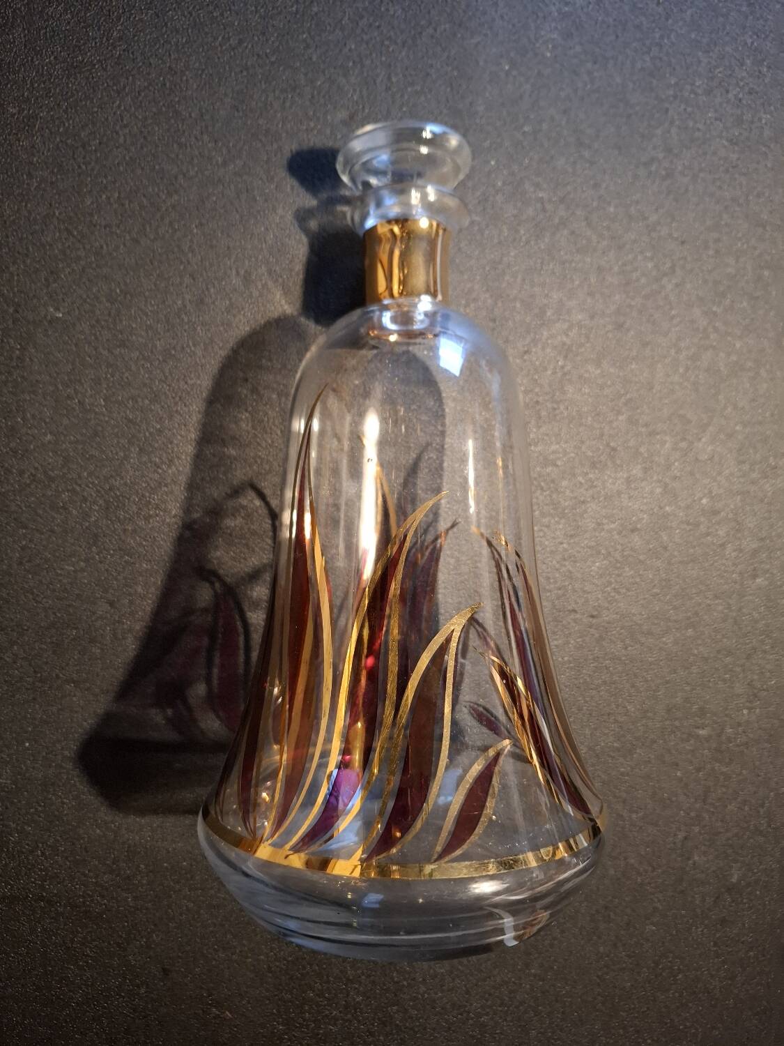 Liqueur decanter