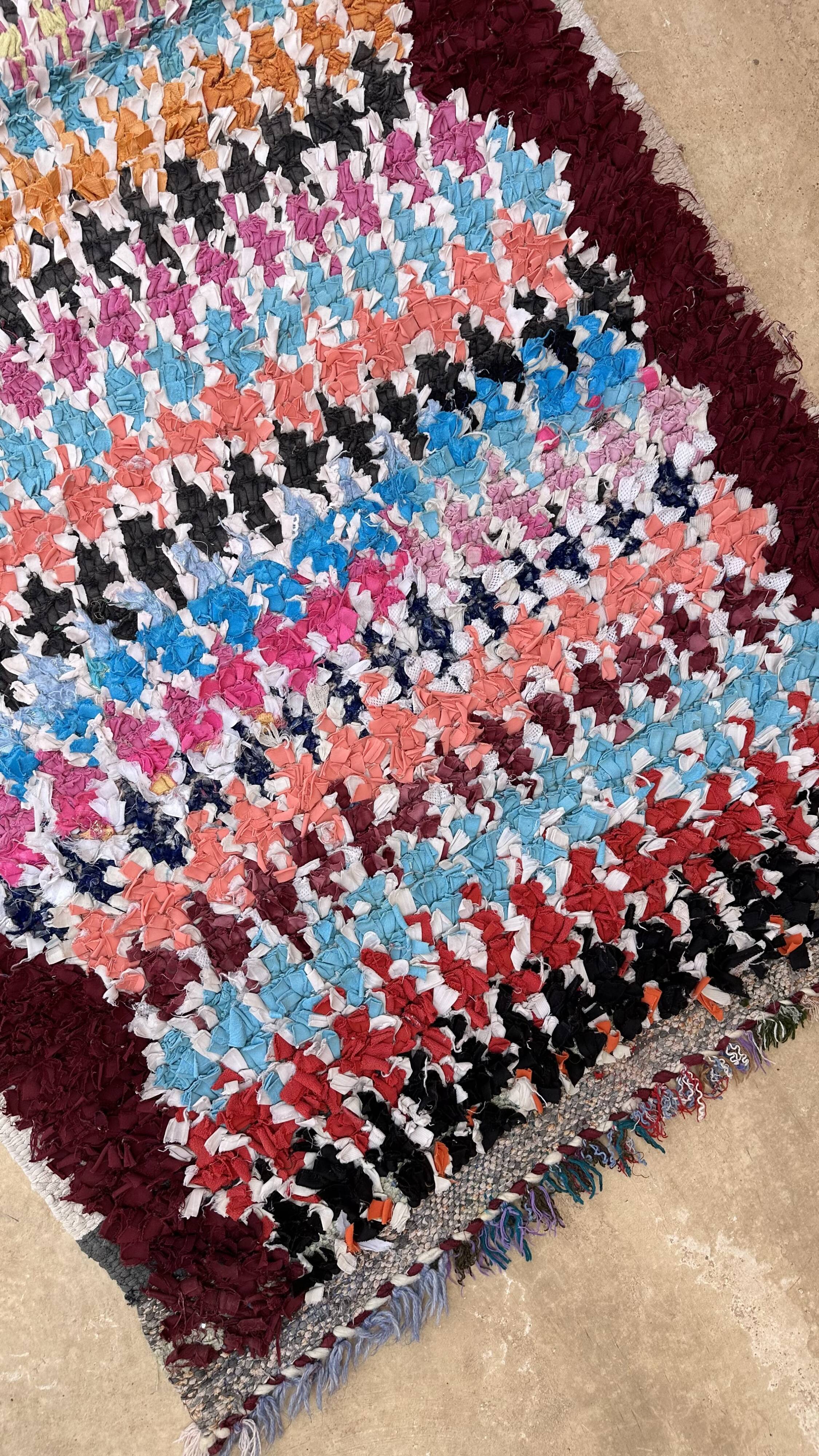 Colorful Boucherouite Moroccan rug - 88 x 161 cm