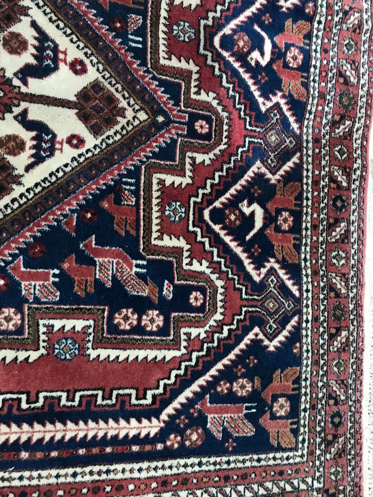 Carpet vintage Persian Afshar done hand 143 X 187 CM