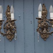 Appliques en cristal Hollywood Regency italienne – Lumière à double bras en métal argenté
