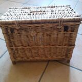 Fishing wicker basket
