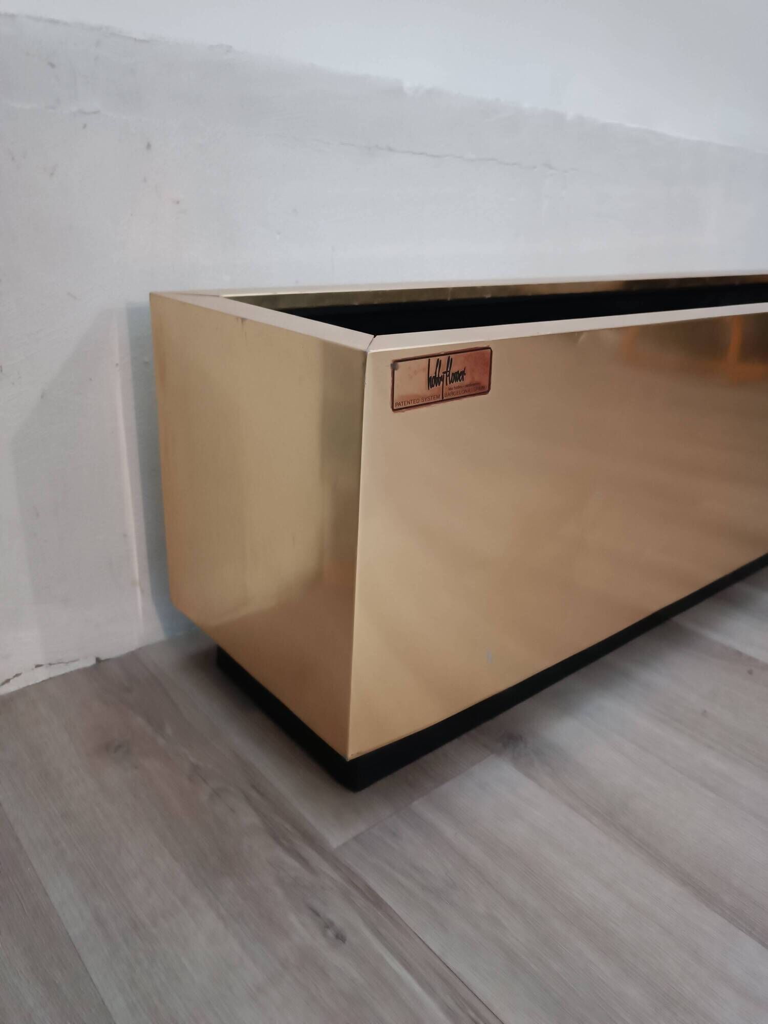 Brass planter by Hobby Flowers Barcelona, 1990