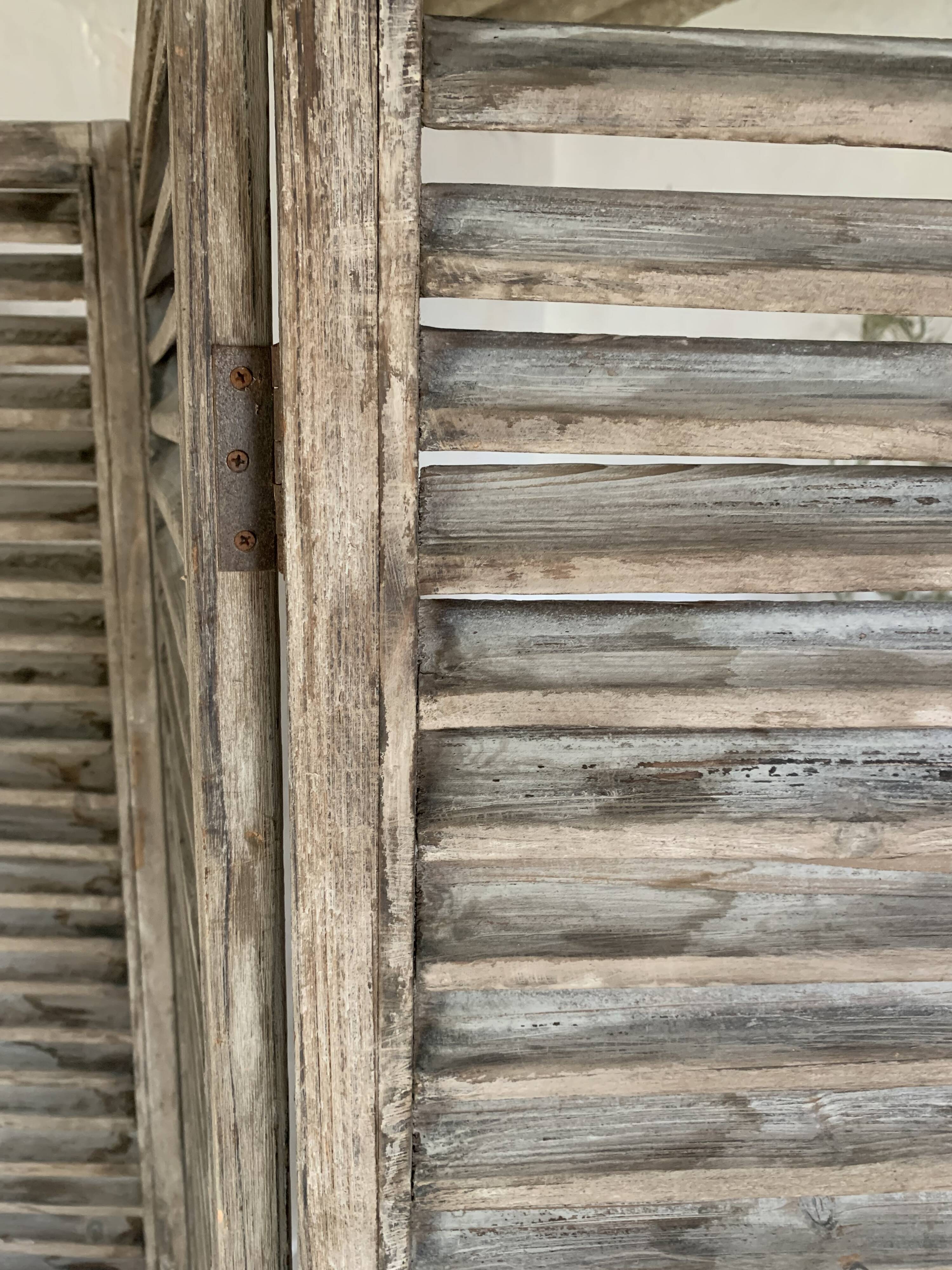 Vintage louvered slat screen