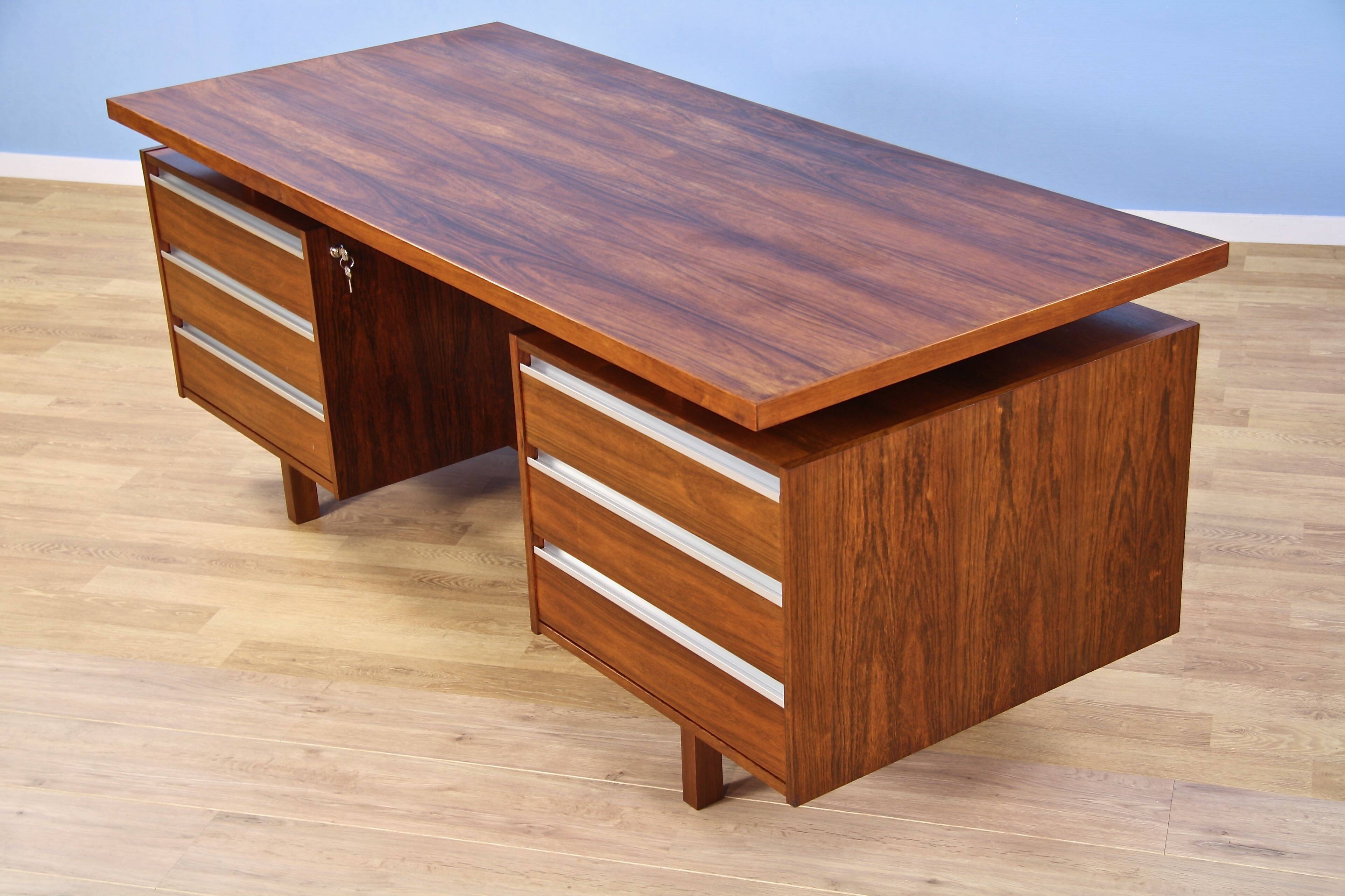 Freestanding Dutch writing desk in rosewood by Kho Liang Ie for Fristho 60s