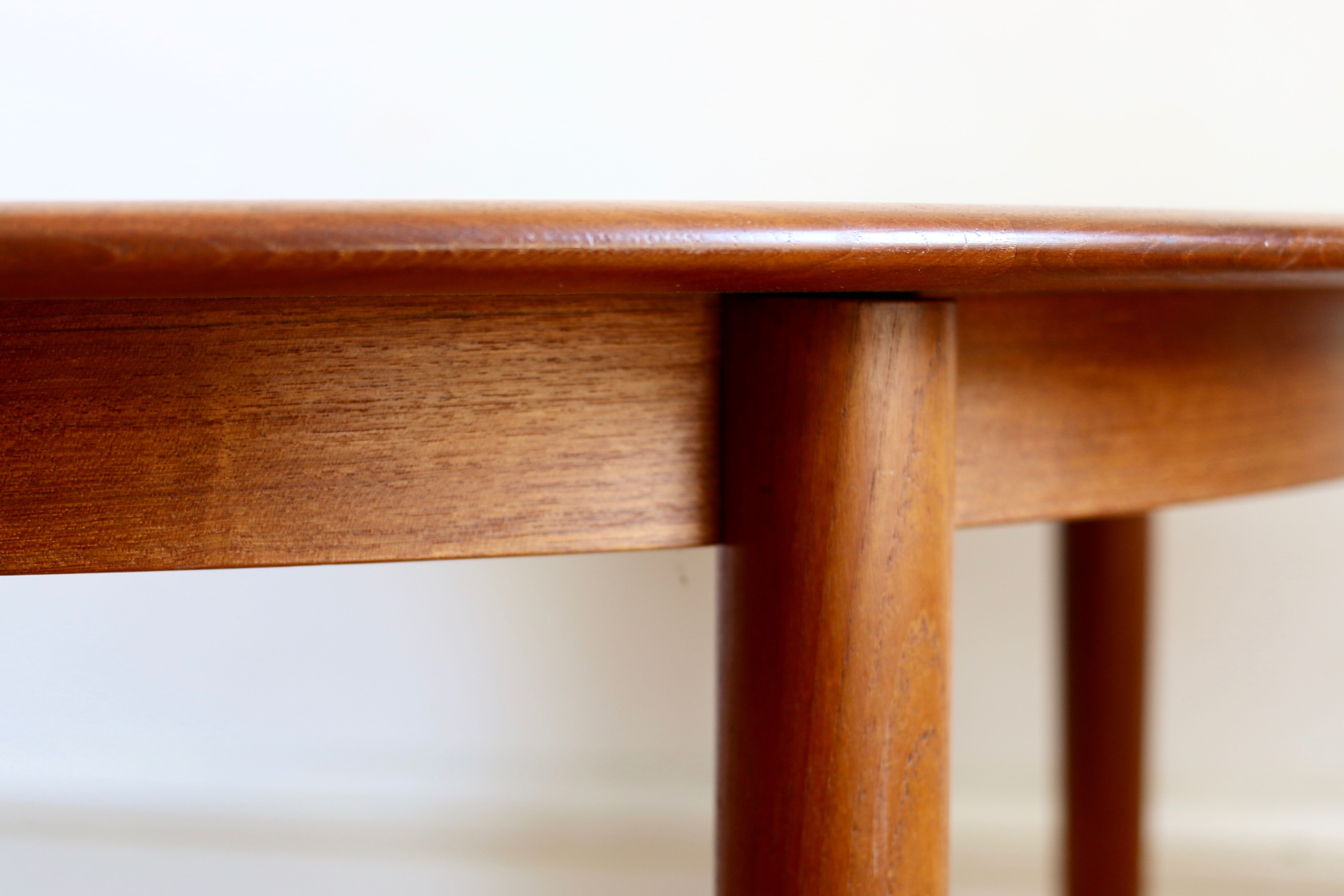 Table de repas scandinave en teck Kristiansen