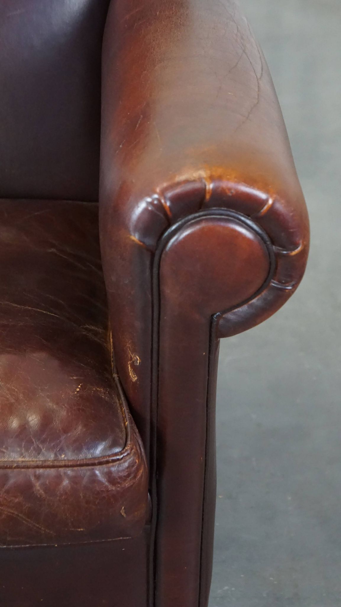 Cleanly finished sheepskin armchair made of sheepskin