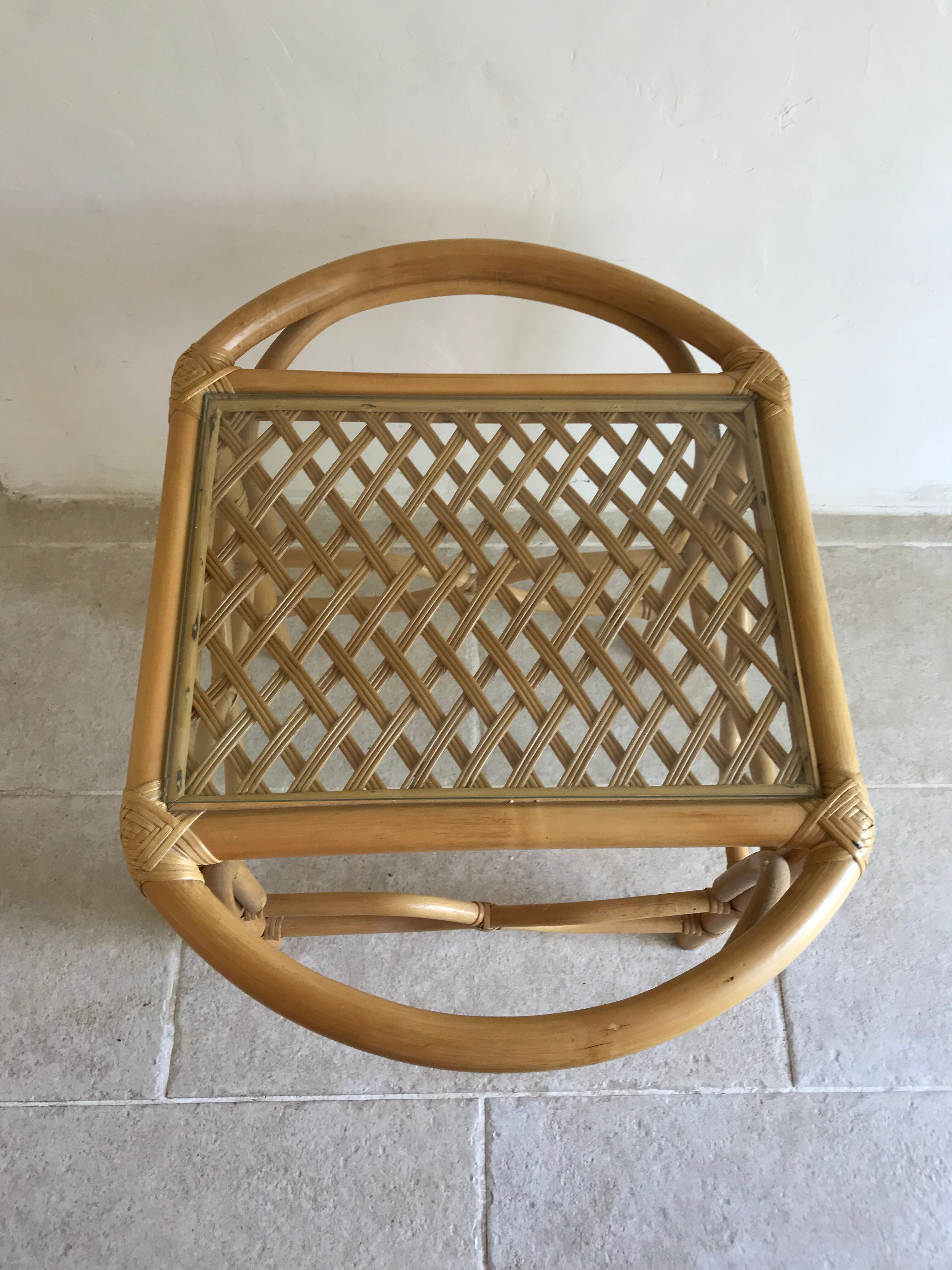 Table d’appoint vintage en rotin