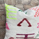 Handmade Berber wool cushion: Moroccan Kilim cushion (45x45cm)