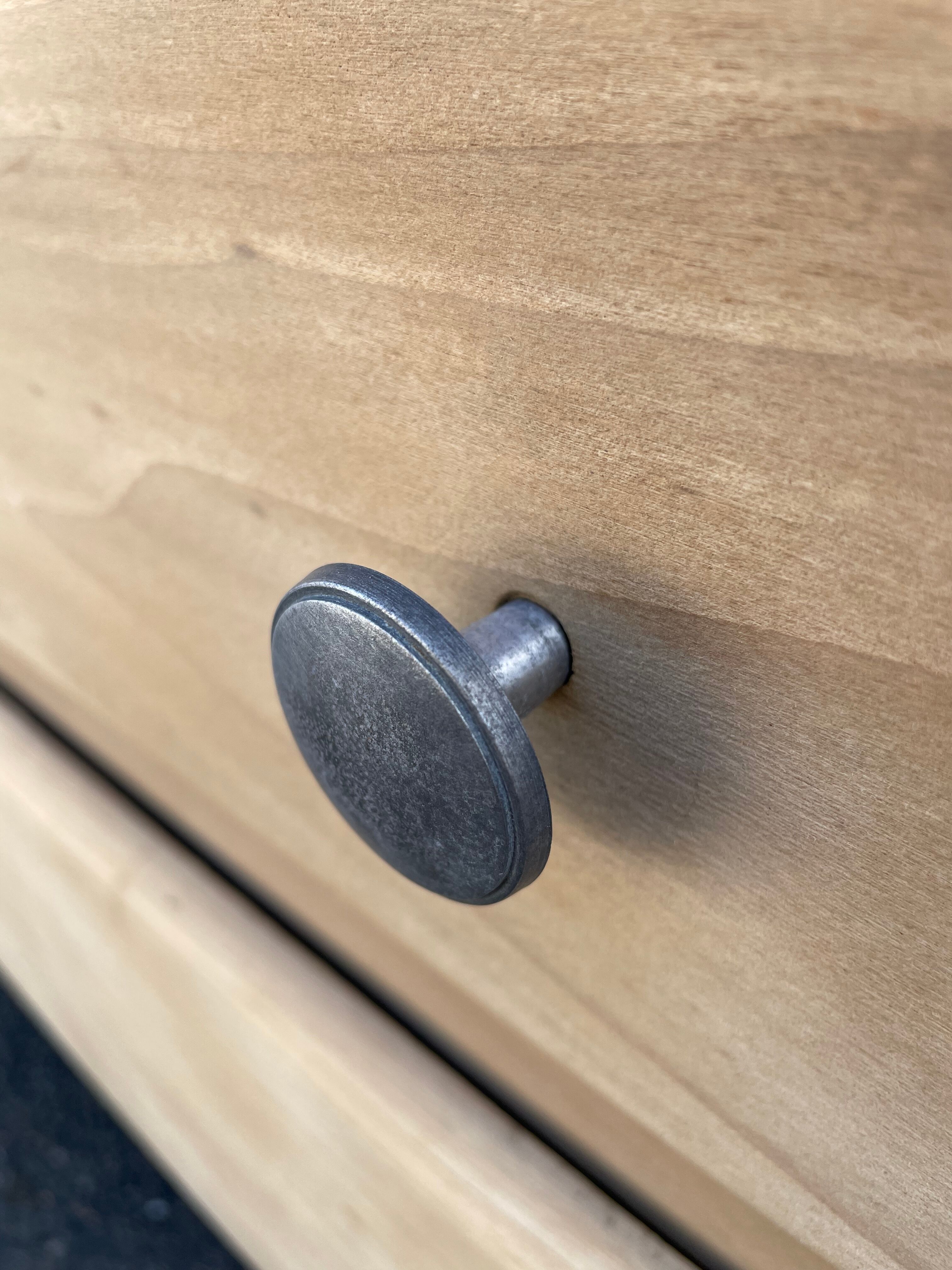 Aerogummed vintage chest of drawers, compass feet