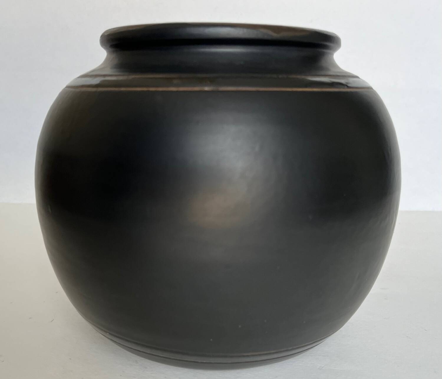 Art Deco ball vase in black ceramic