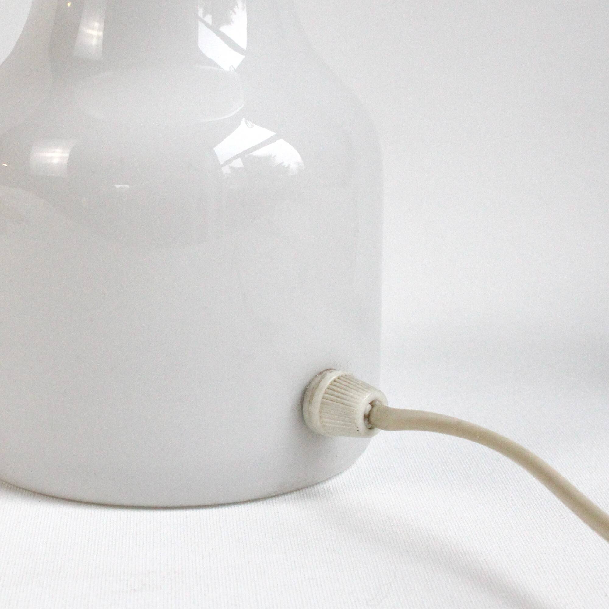 Vintage table lamp in opaline "Tahiti" - J.P. Emonds Alt for Philips