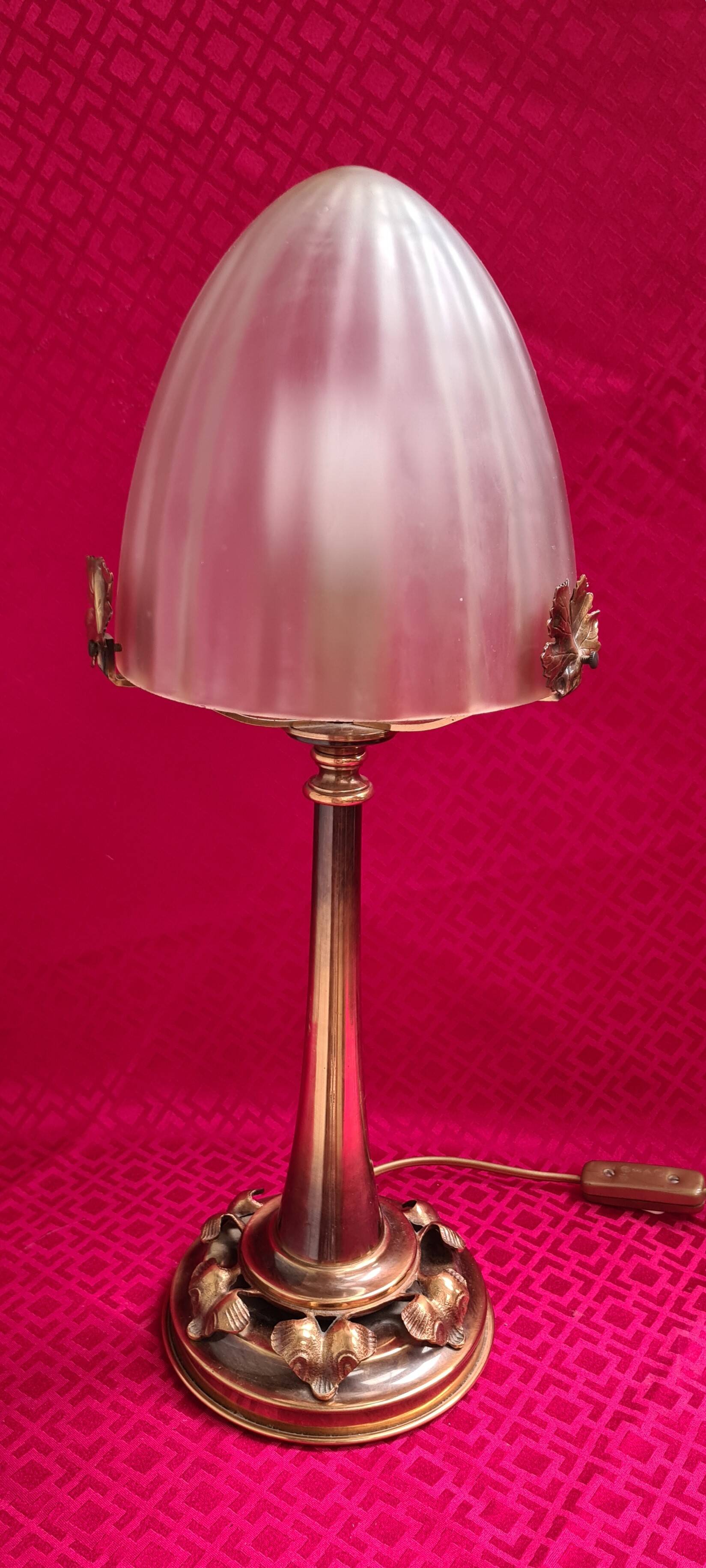 Very large brass and bronze lamp 1920 and opaque glass dome 55x20 4klg