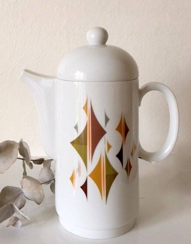 Porcelain coffee maker Schirnding Bavaria vintage