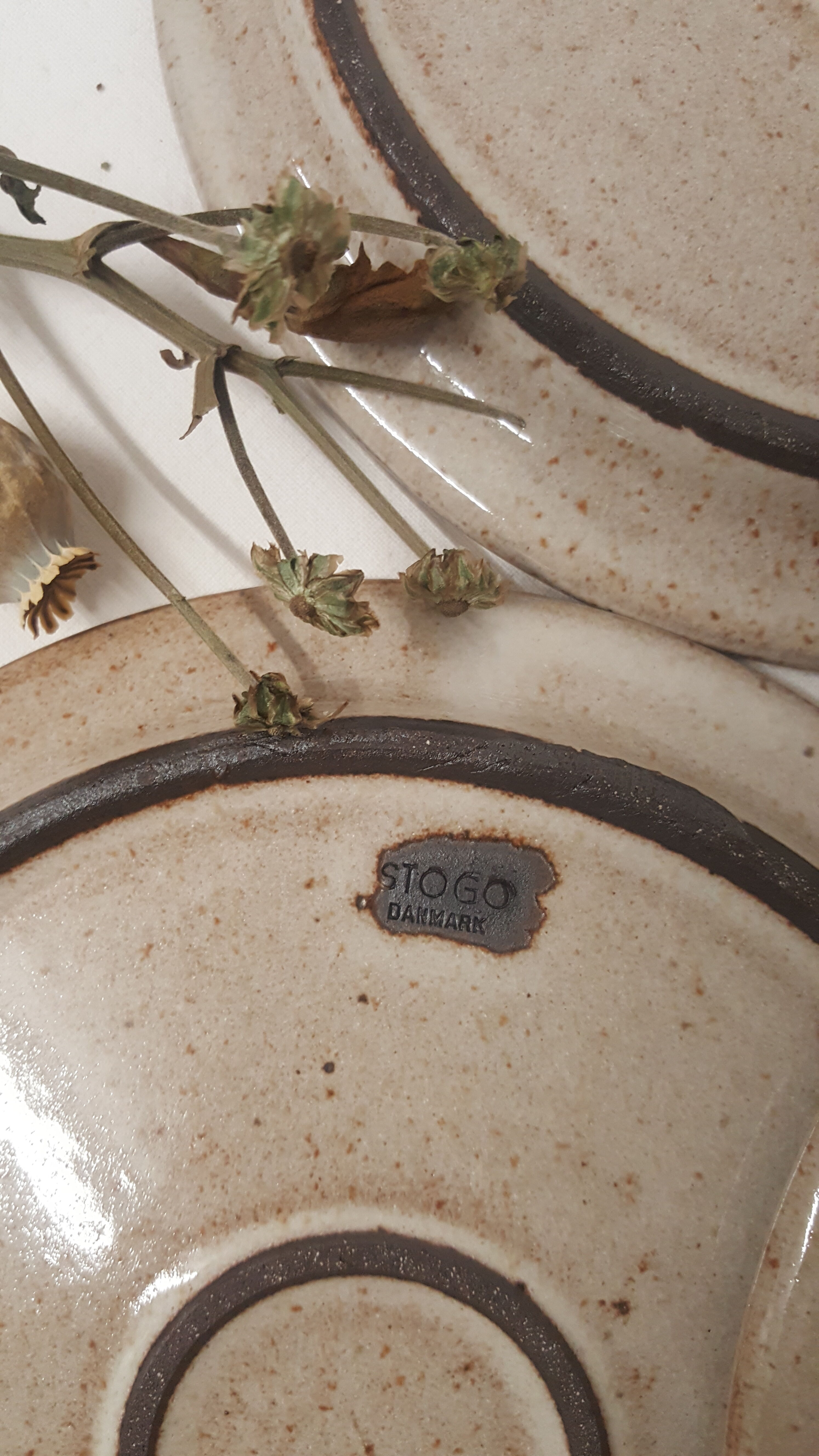 4 sandstone plates publisher Stogo Denmark