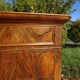 Commode en noyer et ronce de noyer style Louis Philippe